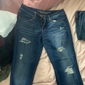 American eagle, high waisted dark wash jeans